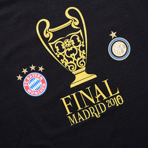 2010 UEFA Champions League Finals T-Shirt - L