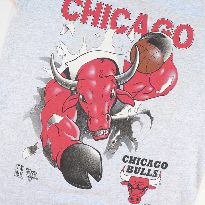 Vintage Chicago Bulls Front & Back Graphic Made In USA T-Shirt - M/L