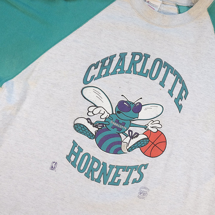Vintage RARE Champion Charlotte Hornets Graphic T-Shirt - M/L