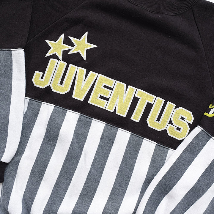 Vintage 90s Juventus Spell Out Crewneck - M