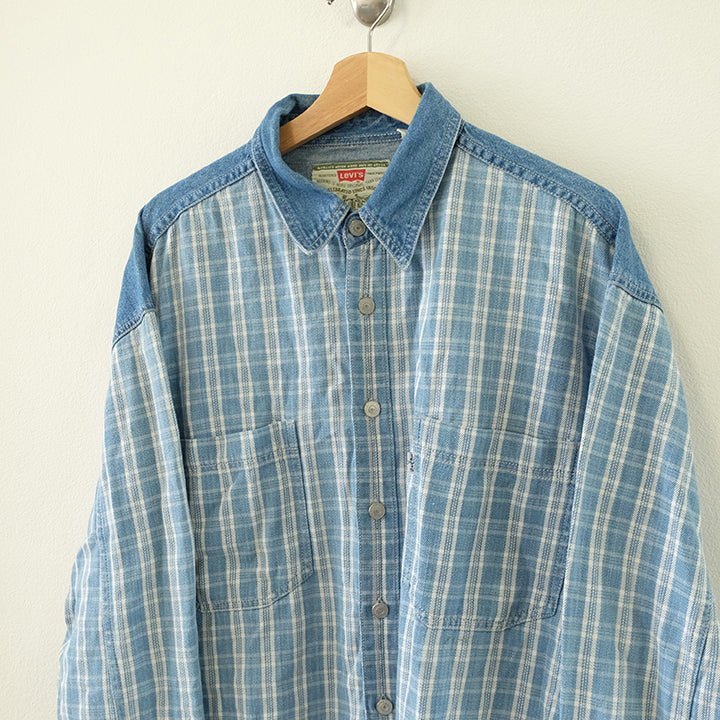 Vintage Levis Denim Button Up Shirt - XL