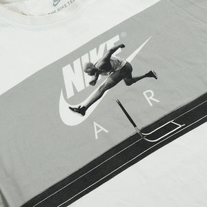 Nike t shirt outlet big logo