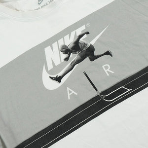Nike Big Logo Hurdles T-Shirt - L