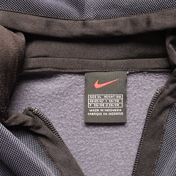 Vintage Nike Embroidered Centre Swoosh Quarter Zip Sweatshirt - XL