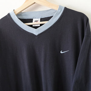 Vintage Nike Embroidered Swoosh T-Shirt - L