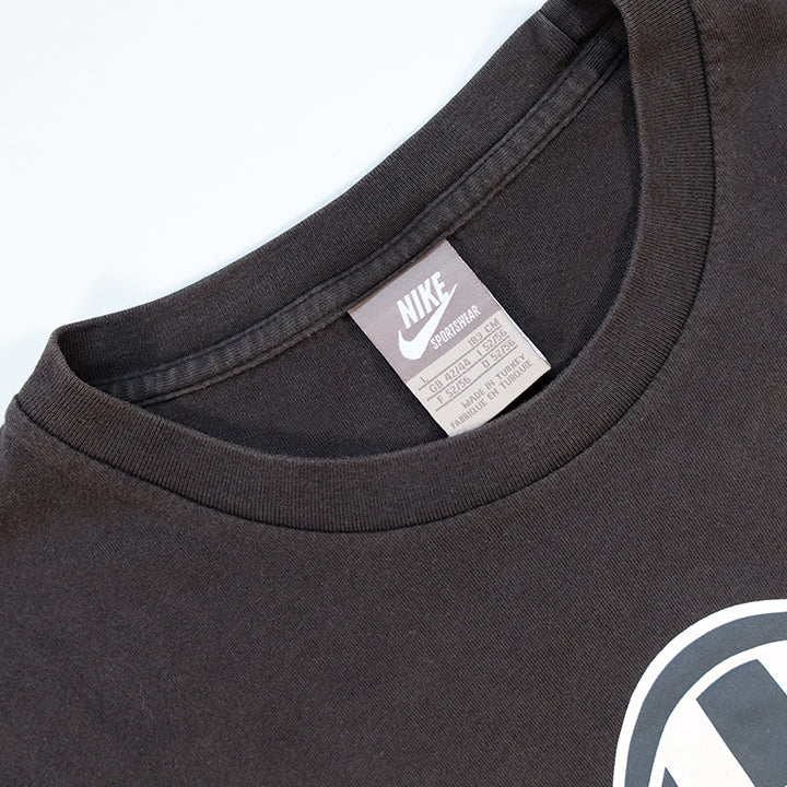Vintage Nike Juventus Embroidered Swoosh T-Shirt - L