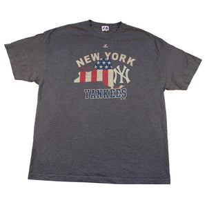 Vintage New York Yankees Graphic T-Shirt - XXL