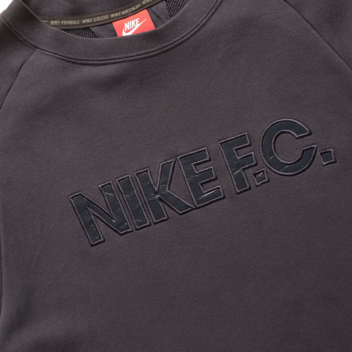 Vintage Nike FC Spell Out Crewneck - M