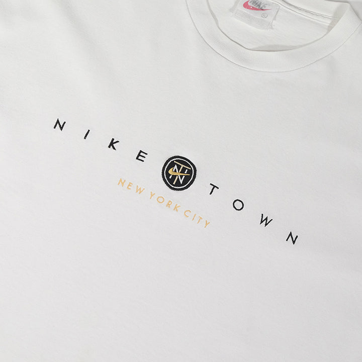 Nike vintage top store new york