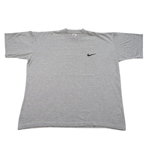 Vintage NIKE Small Center Swoosh Logo Authentic T-shirt Athletic