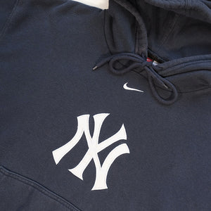 Vintage RARE Nike Team Centre Swoosh Yankees Sweatshirt - L
