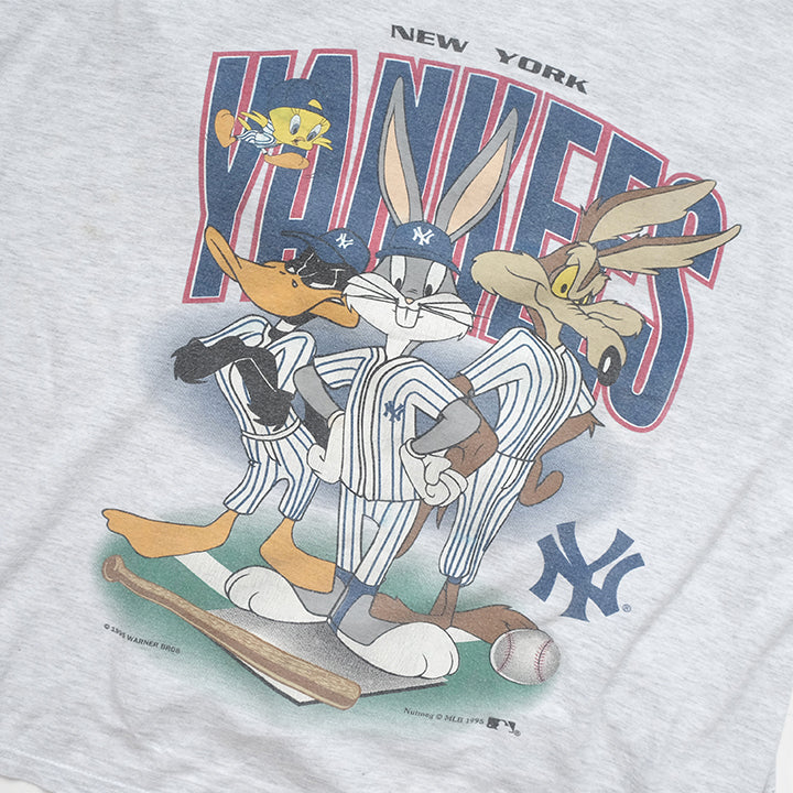 Vintage 1995 New York Yankees Looney Tunes T-Shirt - M