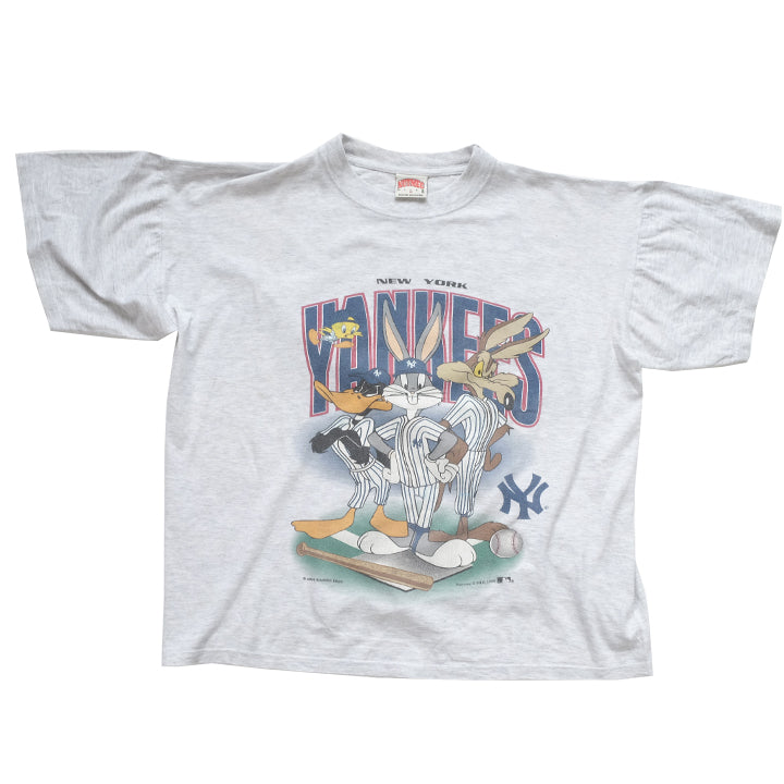 Vintage 1995 New York Yankees Looney Tunes T-Shirt - M